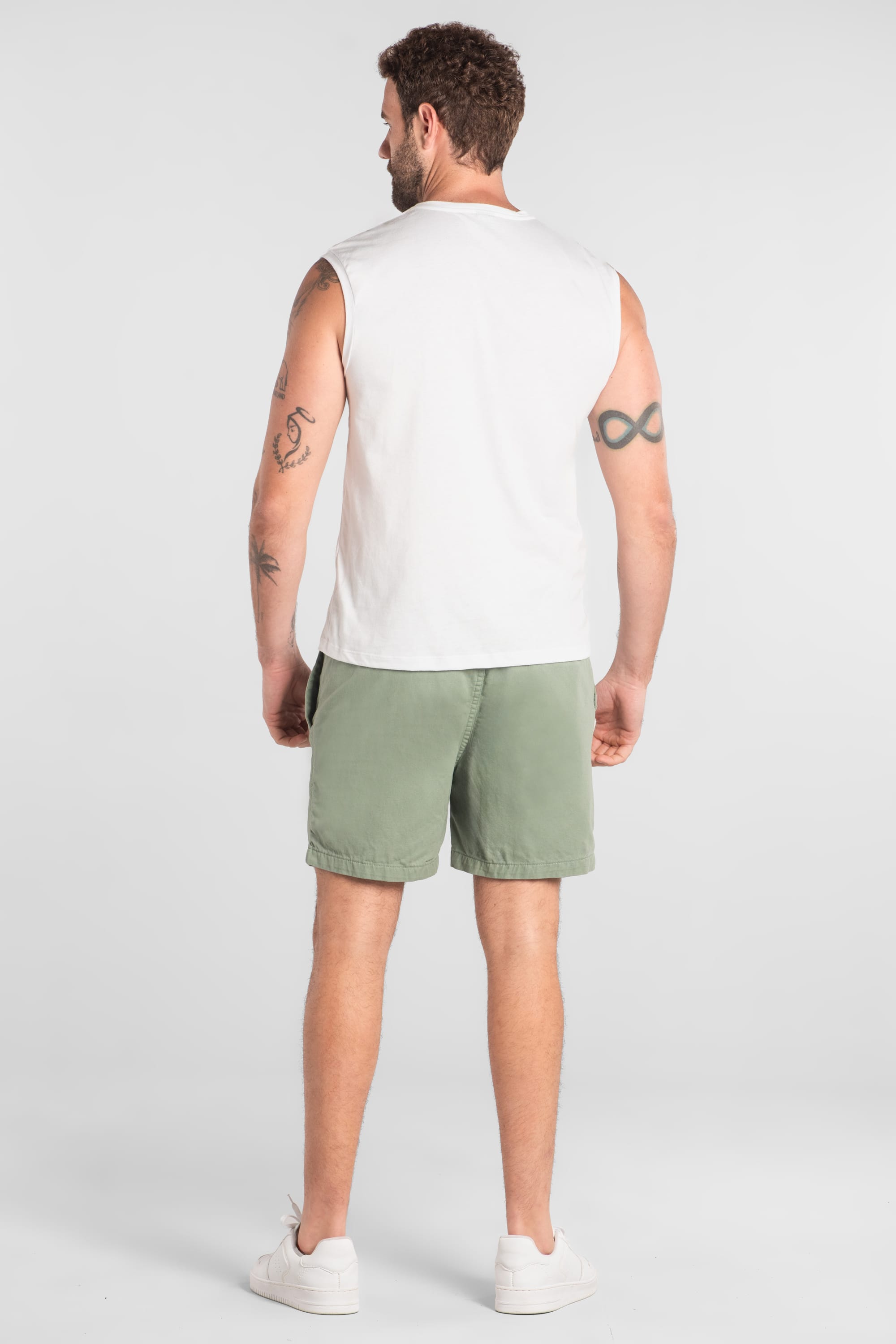 Regata Masculina em Meia Malha (Branco) Just Basic - Imagem 2